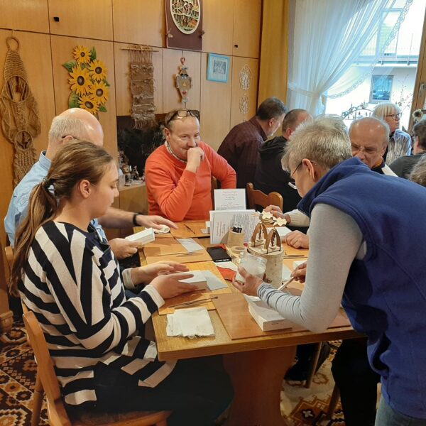 Basteln im Erzgebirge