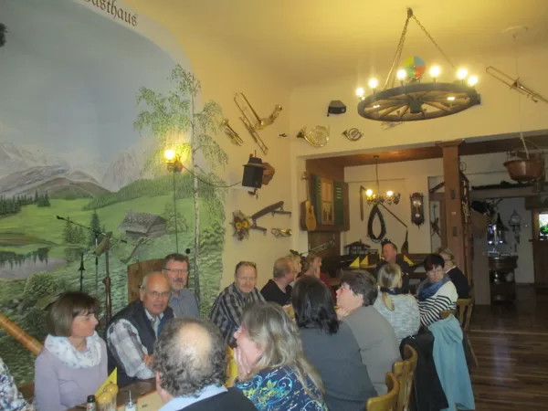 Mittag beim Alpenwirt